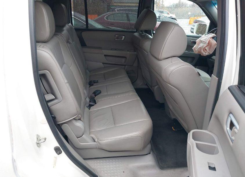 Photo 8 of 2013 Honda Pilot TOURING (VIN 5FNYF4H95DB013832)