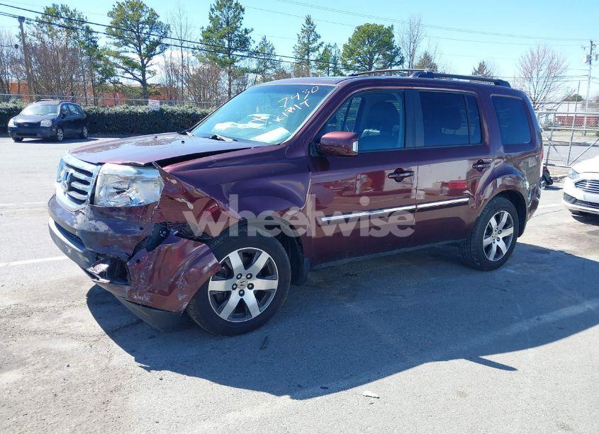 Photo 2 of 2013 Honda Pilot TOURING (VIN 5FNYF4H95DB017430)