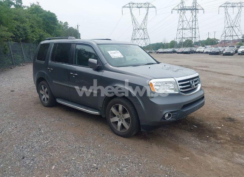 2013 Honda Pilot TOURING (VIN 5FNYF4H95DB027343) main photo