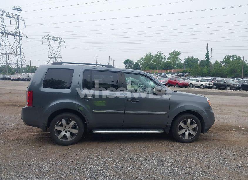 Photo 13 of 2013 Honda Pilot TOURING (VIN 5FNYF4H95DB027343)