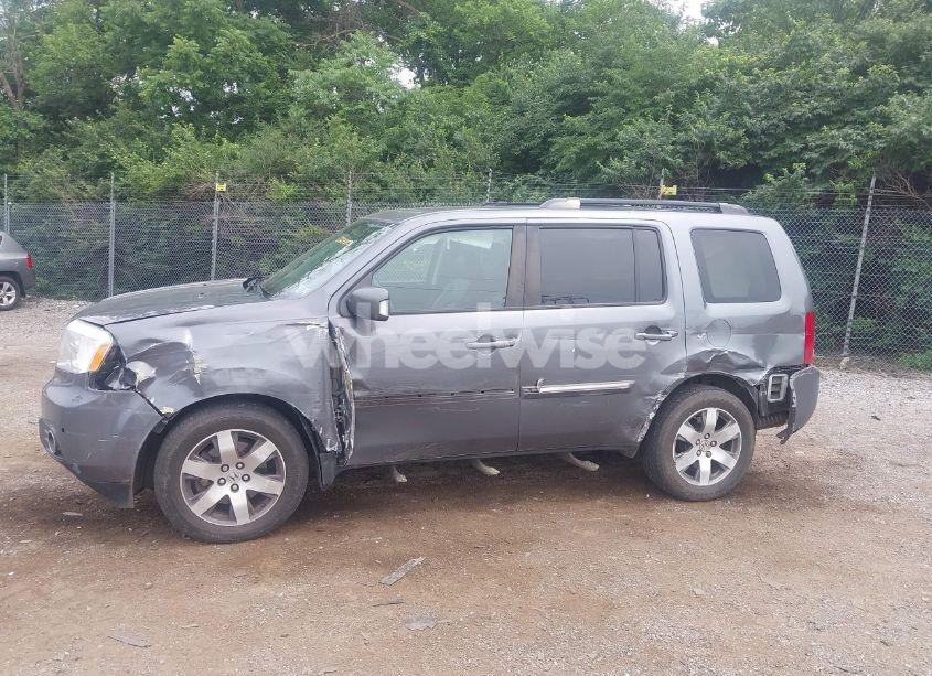 Photo 6 of 2013 Honda Pilot TOURING (VIN 5FNYF4H95DB027343)