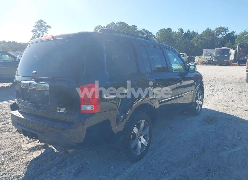 Photo 4 of 2014 Honda Pilot TOURING (VIN 5FNYF4H95EB041938)