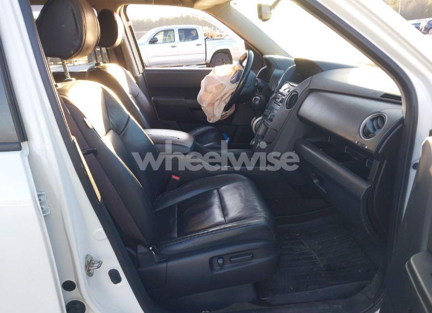 Photo 5 of 2015 Honda Pilot TOURING (VIN 5FNYF4H95FB029807)