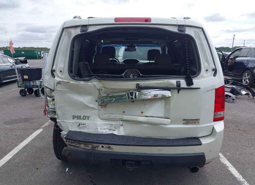 Photo 16 of 2011 Honda Pilot TOURING (VIN 5FNYF4H96BB006451)