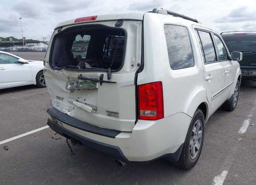 Photo 4 of 2011 Honda Pilot TOURING (VIN 5FNYF4H96BB006451)