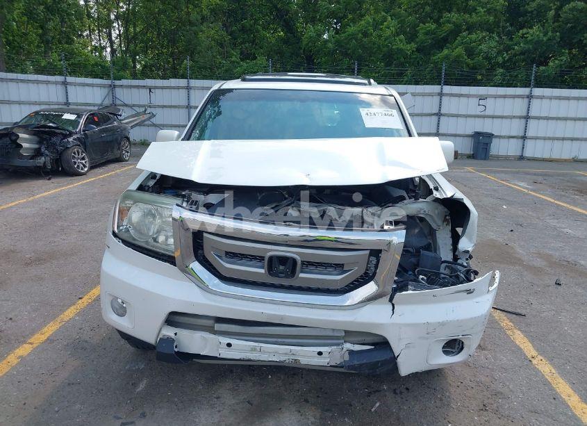 Photo 12 of 2011 Honda Pilot TOURING (VIN 5FNYF4H96BB082963)