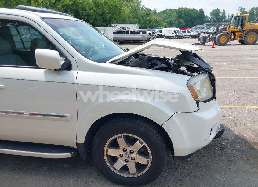 Photo 20 of 2011 Honda Pilot TOURING (VIN 5FNYF4H96BB082963)