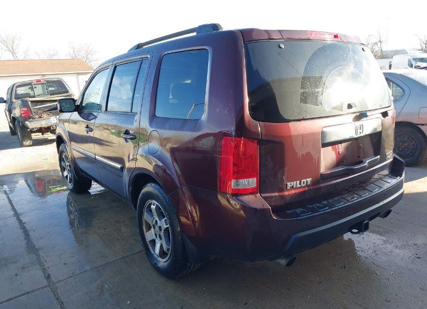 Photo 3 of 2011 Honda Pilot TOURING (VIN 5FNYF4H96BB087483)