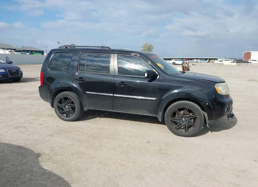 Photo 13 of 2011 Honda Pilot TOURING (VIN 5FNYF4H96BB089363)