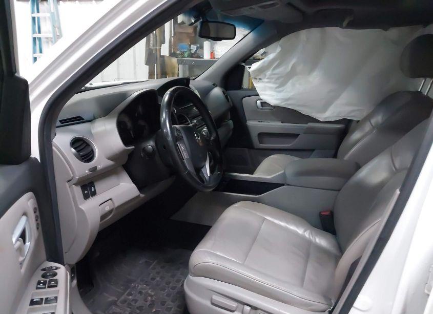 Photo 5 of 2012 Honda Pilot TOURING (VIN 5FNYF4H96CB082057)