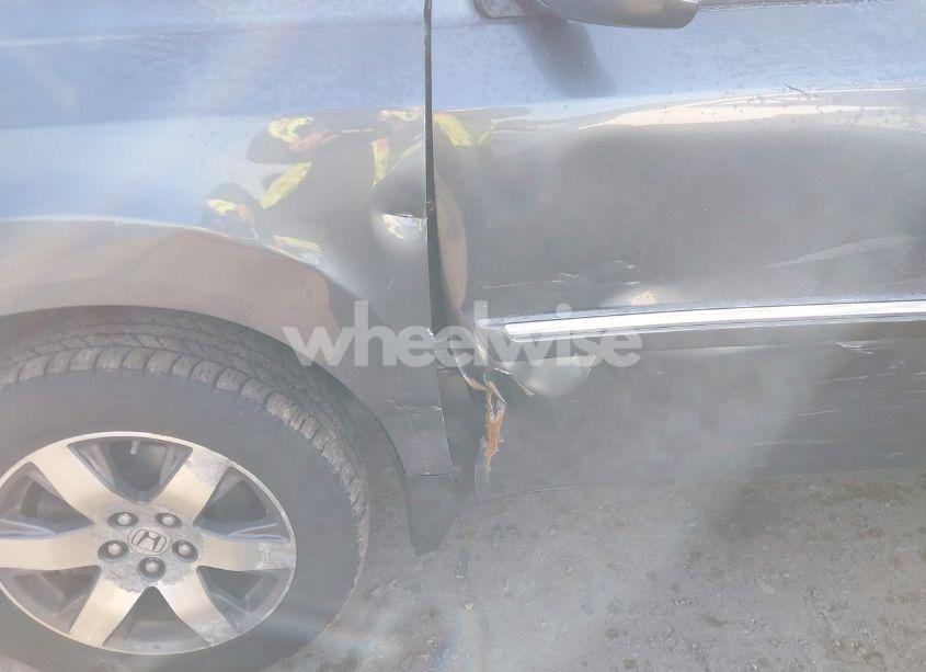 Photo 6 of 2013 Honda Pilot TOURING (VIN 5FNYF4H96DB032874)