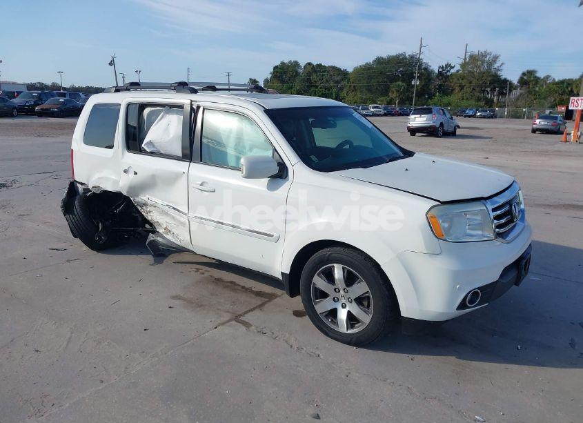 2013 Honda Pilot TOURING (VIN 5FNYF4H96DB064627) main photo