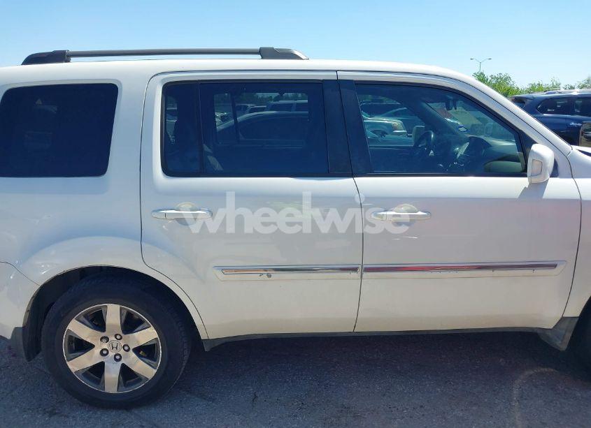 Photo 13 of 2013 Honda Pilot TOURING (VIN 5FNYF4H96DB067995)