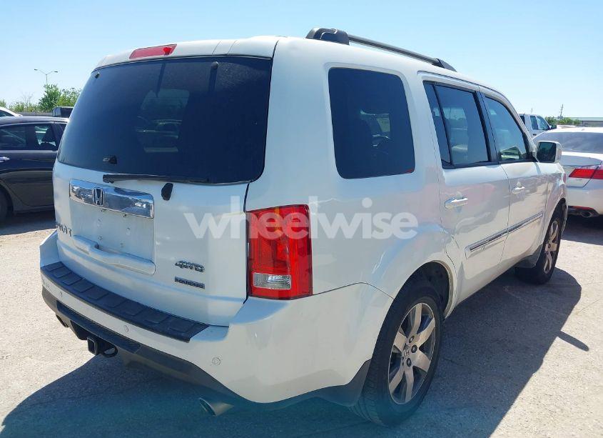 Photo 4 of 2013 Honda Pilot TOURING (VIN 5FNYF4H96DB067995)