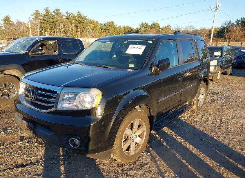 Photo 2 of 2014 Honda Pilot TOURING (VIN 5FNYF4H96EB002338)