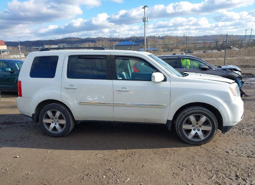 Photo 13 of 2015 Honda Pilot TOURING (VIN 5FNYF4H96FB066364)