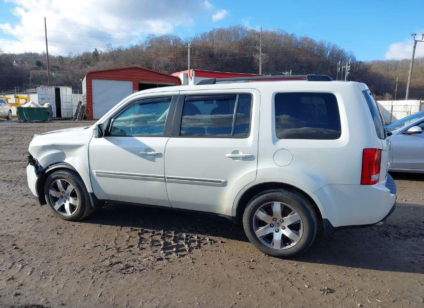 Photo 14 of 2015 Honda Pilot TOURING (VIN 5FNYF4H96FB066364)