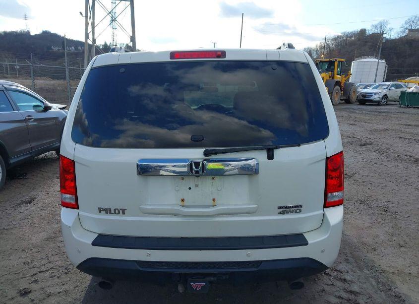 Photo 16 of 2015 Honda Pilot TOURING (VIN 5FNYF4H96FB066364)