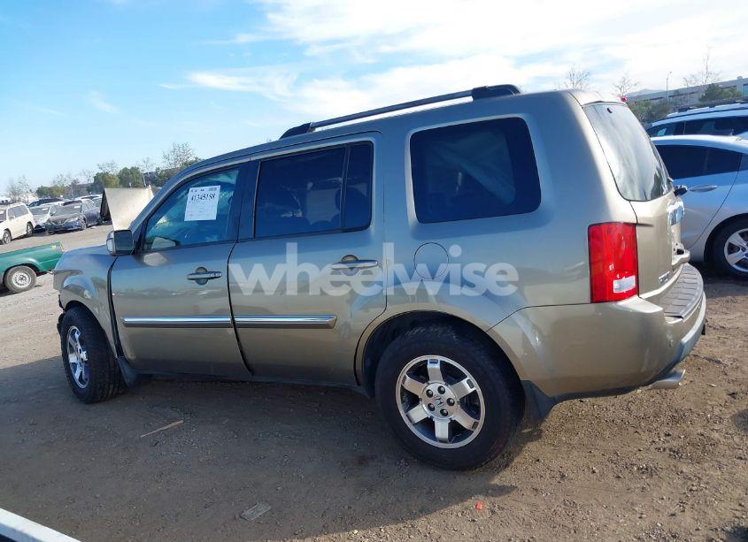 Photo 14 of 2011 Honda Pilot TOURING (VIN 5FNYF4H97BB102184)