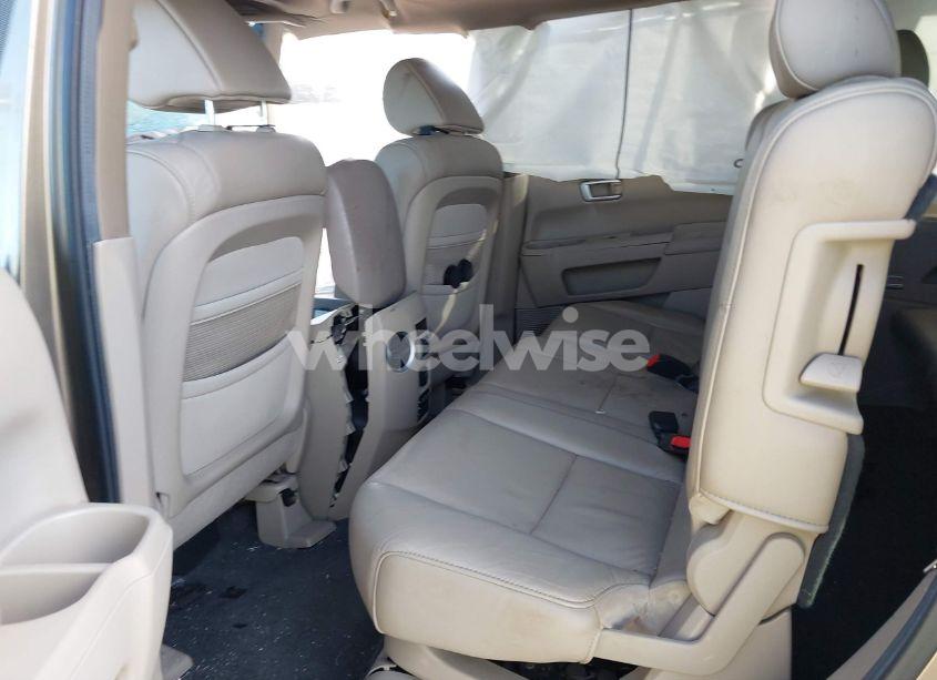 Photo 8 of 2011 Honda Pilot TOURING (VIN 5FNYF4H97BB102184)