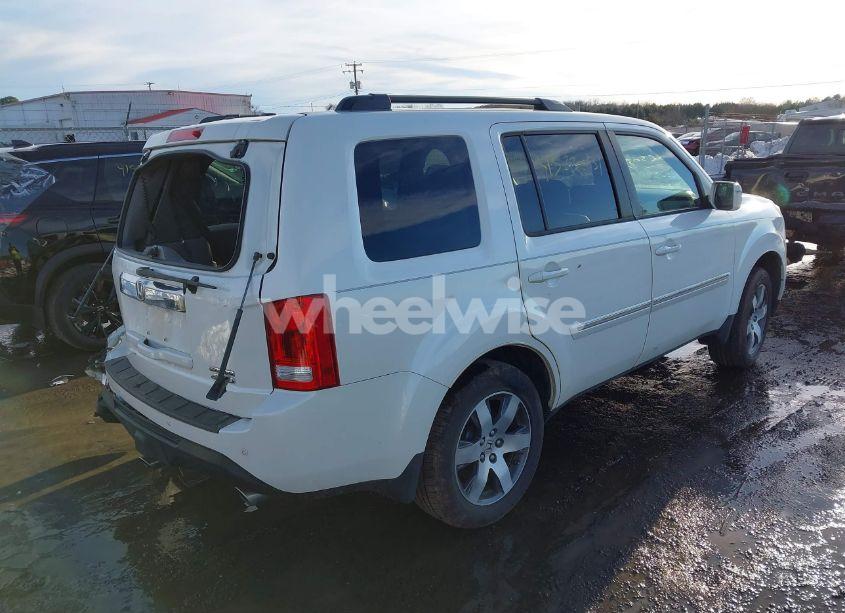 Photo 4 of 2012 Honda Pilot TOURING (VIN 5FNYF4H97CB018142)