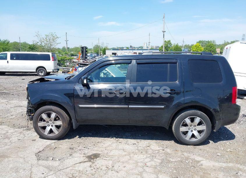 Photo 15 of 2013 Honda Pilot TOURING (VIN 5FNYF4H97DB052793)