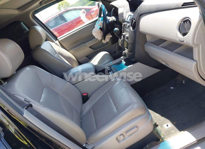 Photo 5 of 2013 Honda Pilot TOURING (VIN 5FNYF4H97DB052793)