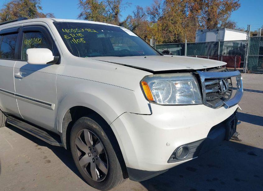 Photo 18 of 2014 Honda Pilot TOURING (VIN 5FNYF4H97EB036630)