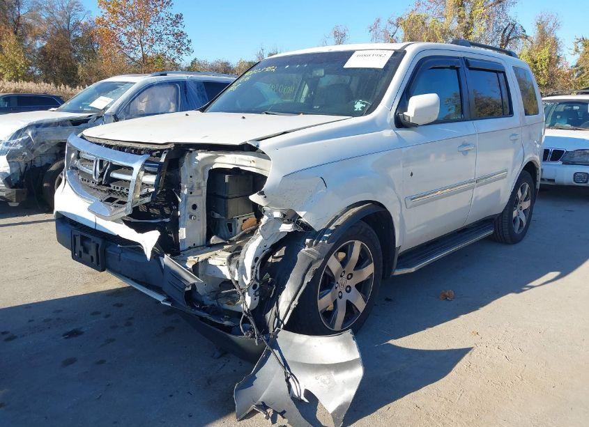 Photo 6 of 2014 Honda Pilot TOURING (VIN 5FNYF4H97EB036630)