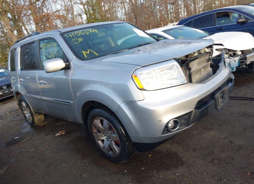 2014 Honda Pilot TOURING (VIN 5FNYF4H97EB048194) main photo