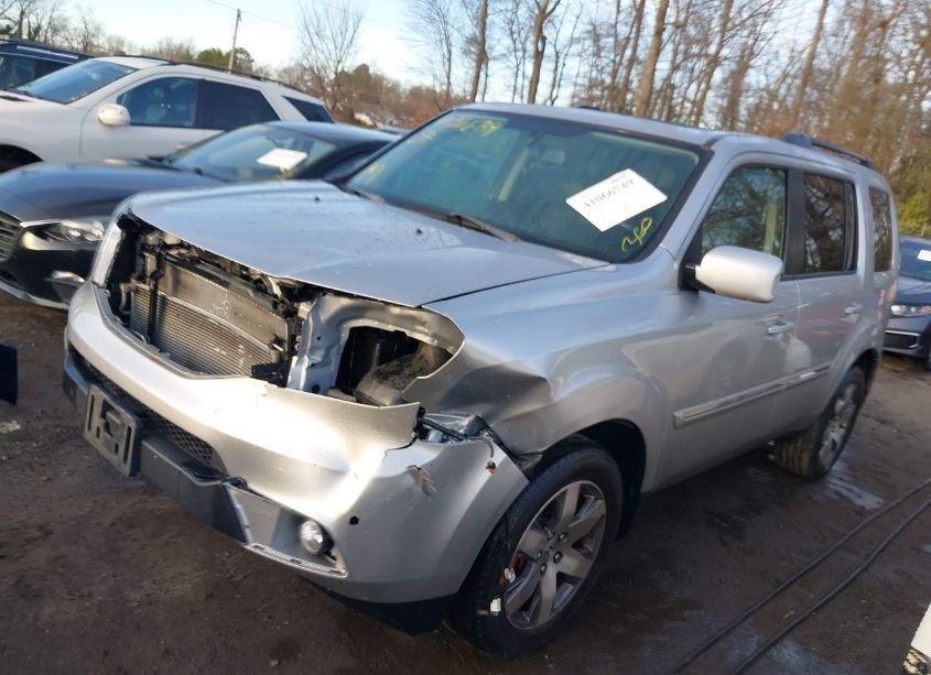 Photo 2 of 2014 Honda Pilot TOURING (VIN 5FNYF4H97EB048194)