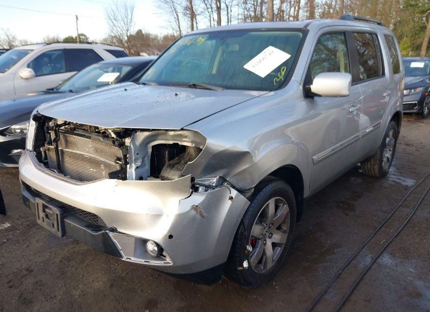 Photo 6 of 2014 Honda Pilot TOURING (VIN 5FNYF4H97EB048194)