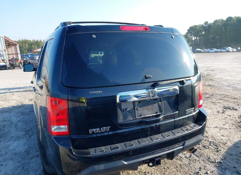 Photo 17 of 2015 Honda Pilot TOURING (VIN 5FNYF4H97FB072013)