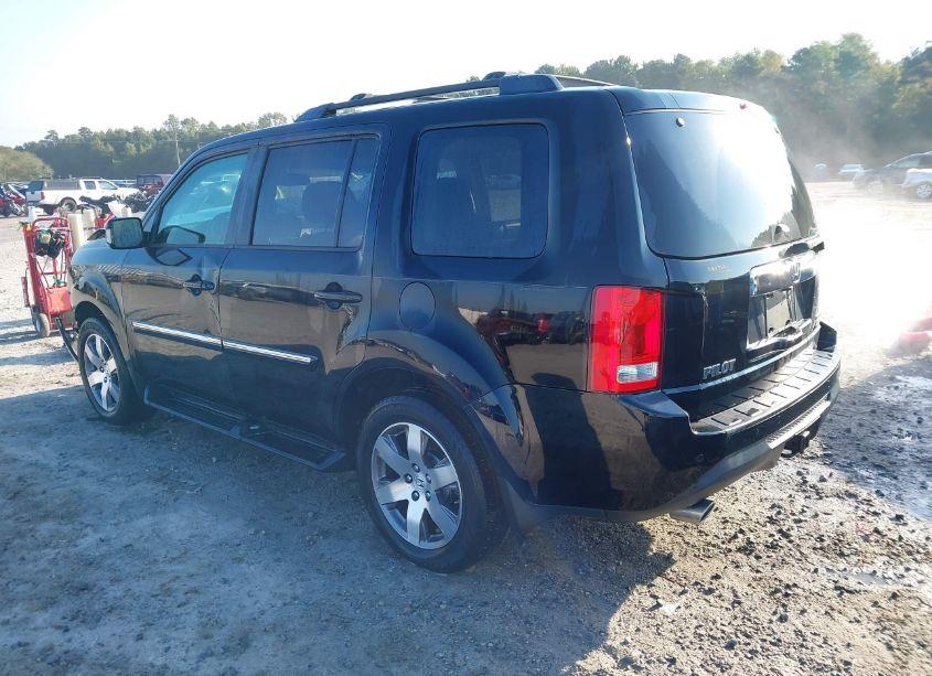 Photo 3 of 2015 Honda Pilot TOURING (VIN 5FNYF4H97FB072013)