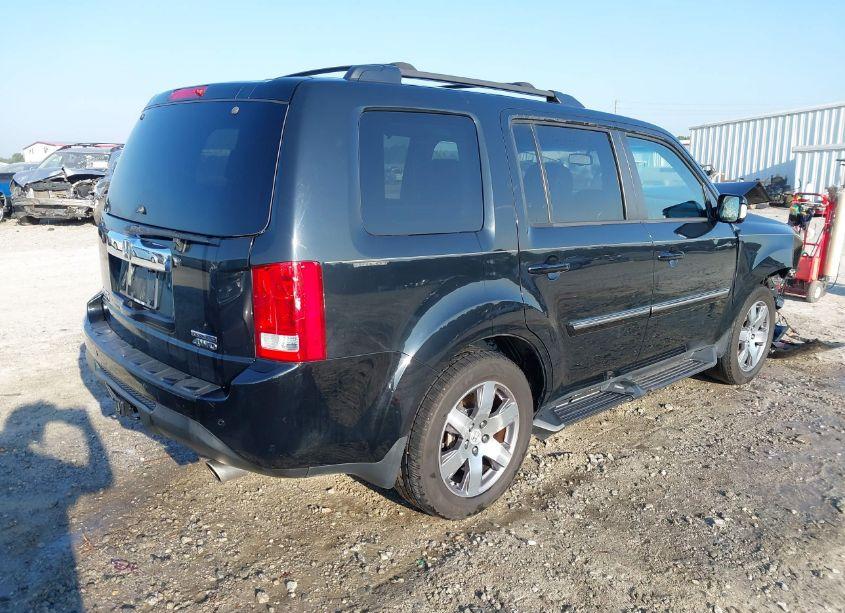 Photo 4 of 2015 Honda Pilot TOURING (VIN 5FNYF4H97FB072013)
