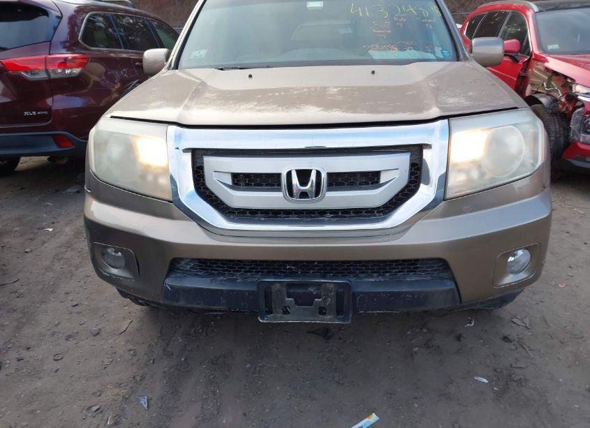 Photo 12 of 2011 Honda Pilot TOURING (VIN 5FNYF4H98BB008931)
