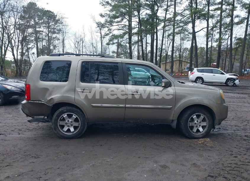 Photo 13 of 2011 Honda Pilot TOURING (VIN 5FNYF4H98BB061922)