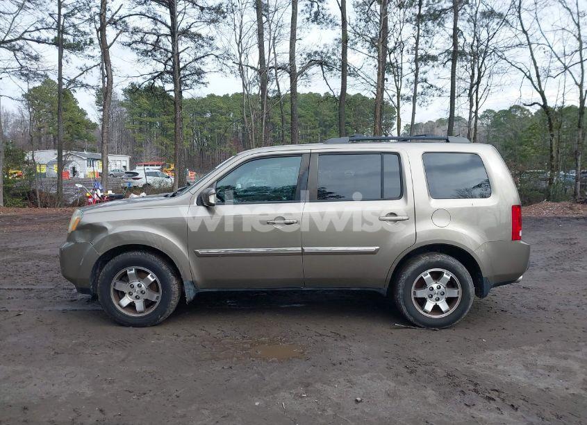 Photo 14 of 2011 Honda Pilot TOURING (VIN 5FNYF4H98BB061922)