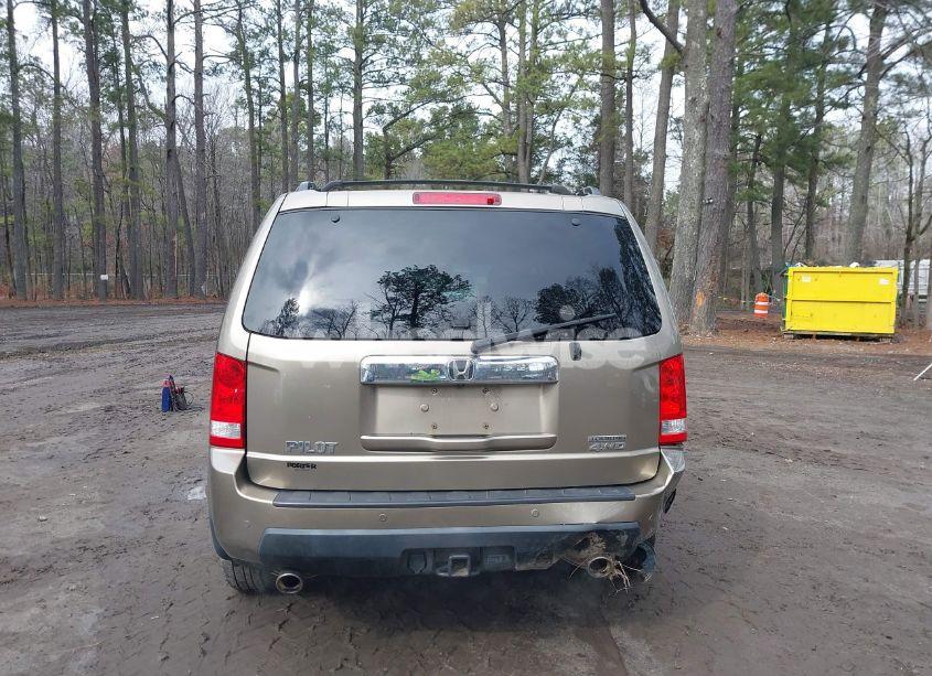 Photo 16 of 2011 Honda Pilot TOURING (VIN 5FNYF4H98BB061922)