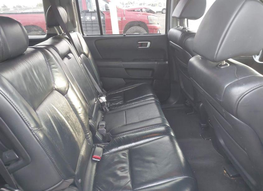 Photo 8 of 2011 Honda Pilot TOURING (VIN 5FNYF4H98BB093947)