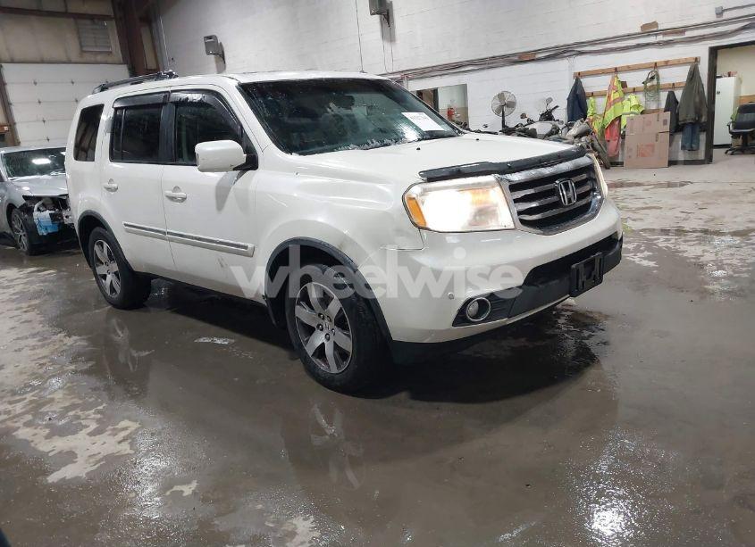2013 Honda Pilot TOURING (VIN 5FNYF4H98DB013498) main photo