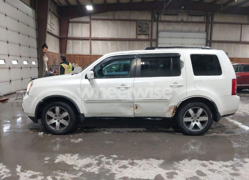 Photo 14 of 2013 Honda Pilot TOURING (VIN 5FNYF4H98DB013498)