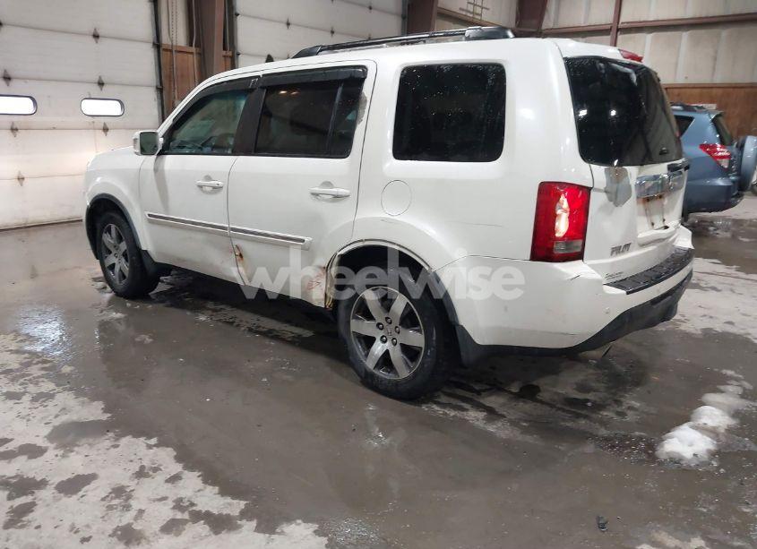 Photo 3 of 2013 Honda Pilot TOURING (VIN 5FNYF4H98DB013498)