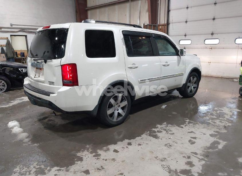 Photo 4 of 2013 Honda Pilot TOURING (VIN 5FNYF4H98DB013498)