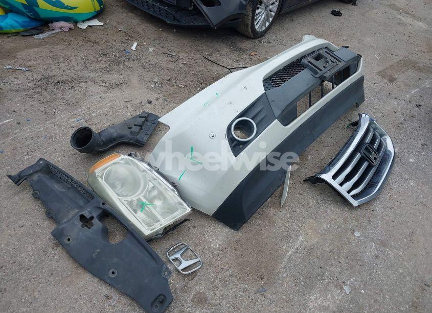 Photo 12 of 2013 Honda Pilot TOURING (VIN 5FNYF4H98DB076102)