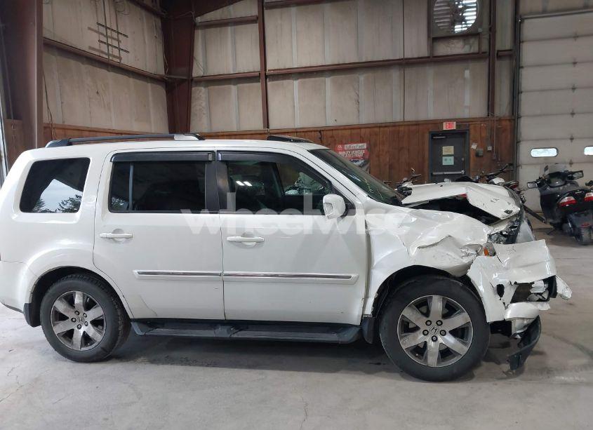 Photo 13 of 2014 Honda Pilot TOURING (VIN 5FNYF4H98EB047975)