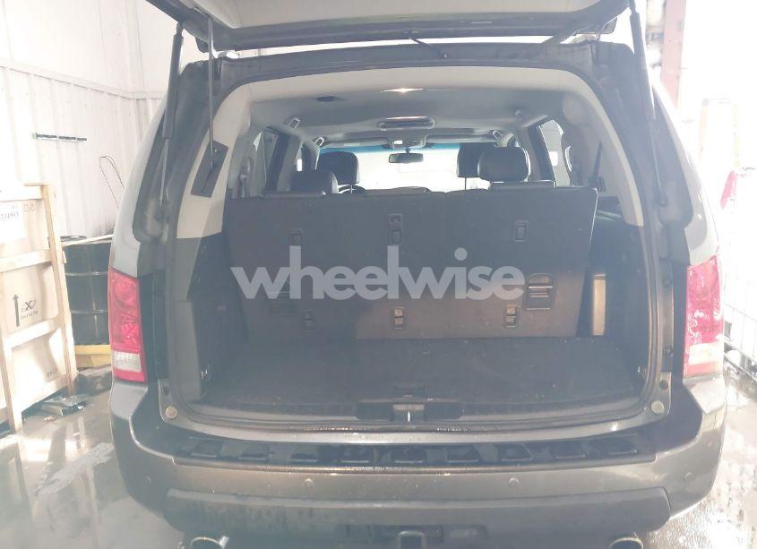 Photo 12 of 2010 Honda Pilot TOURING (VIN 5FNYF4H99AB024568)