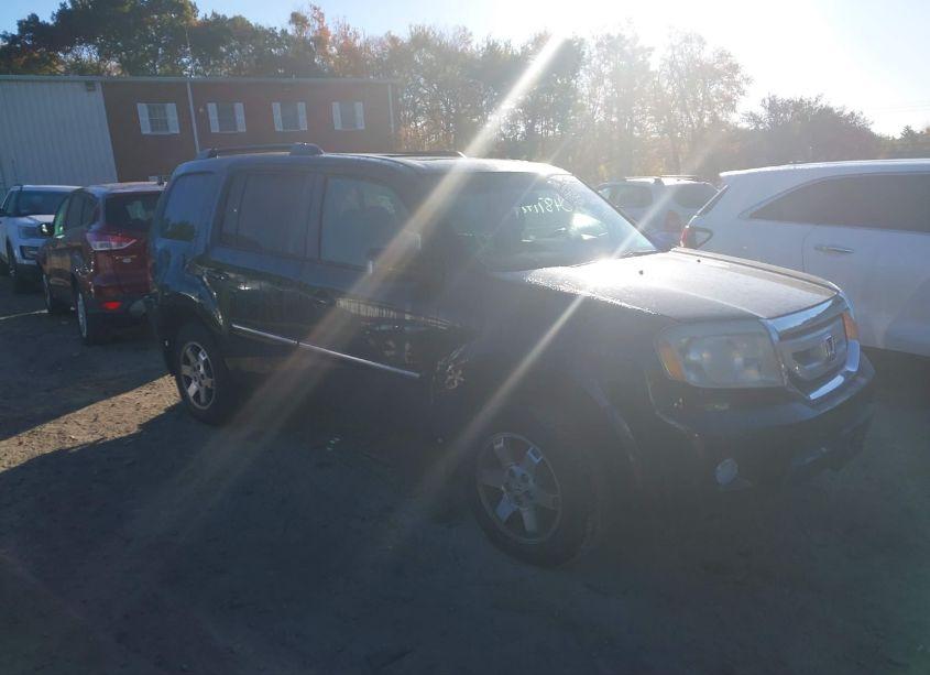 2010 Honda Pilot TOURING (VIN 5FNYF4H99AB029124) main photo