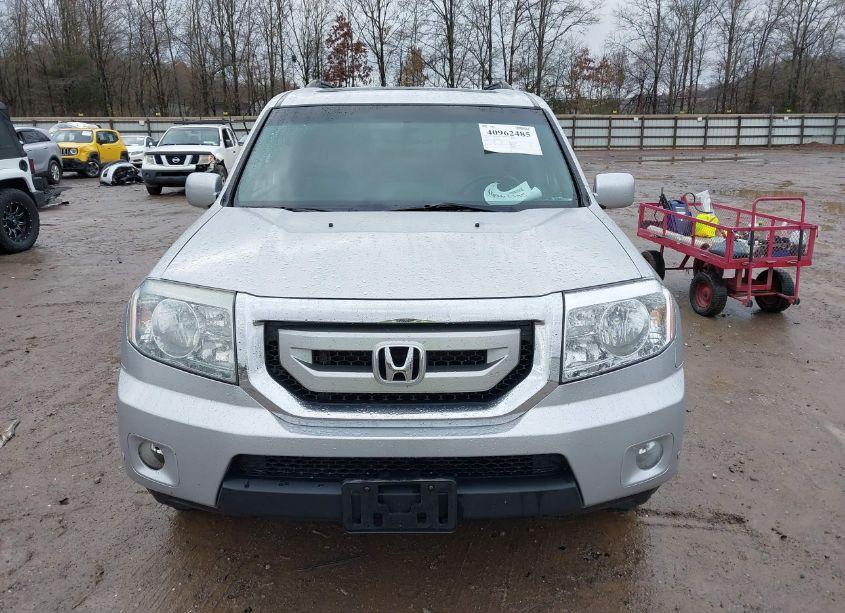 Photo 12 of 2010 Honda Pilot TOURING (VIN 5FNYF4H99AB039510)