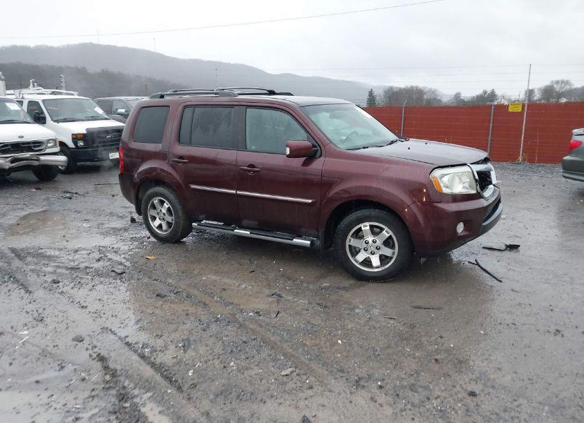 2011 Honda Pilot TOURING (VIN 5FNYF4H99BB092743) main photo